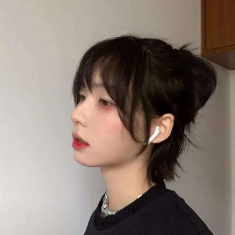 新井赤空（身份：逆刃刀制作者、赠与剑心） - 怀旧港剧全集在线观看 - 云端视频